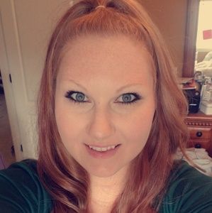 Meet your Posher, Kelli